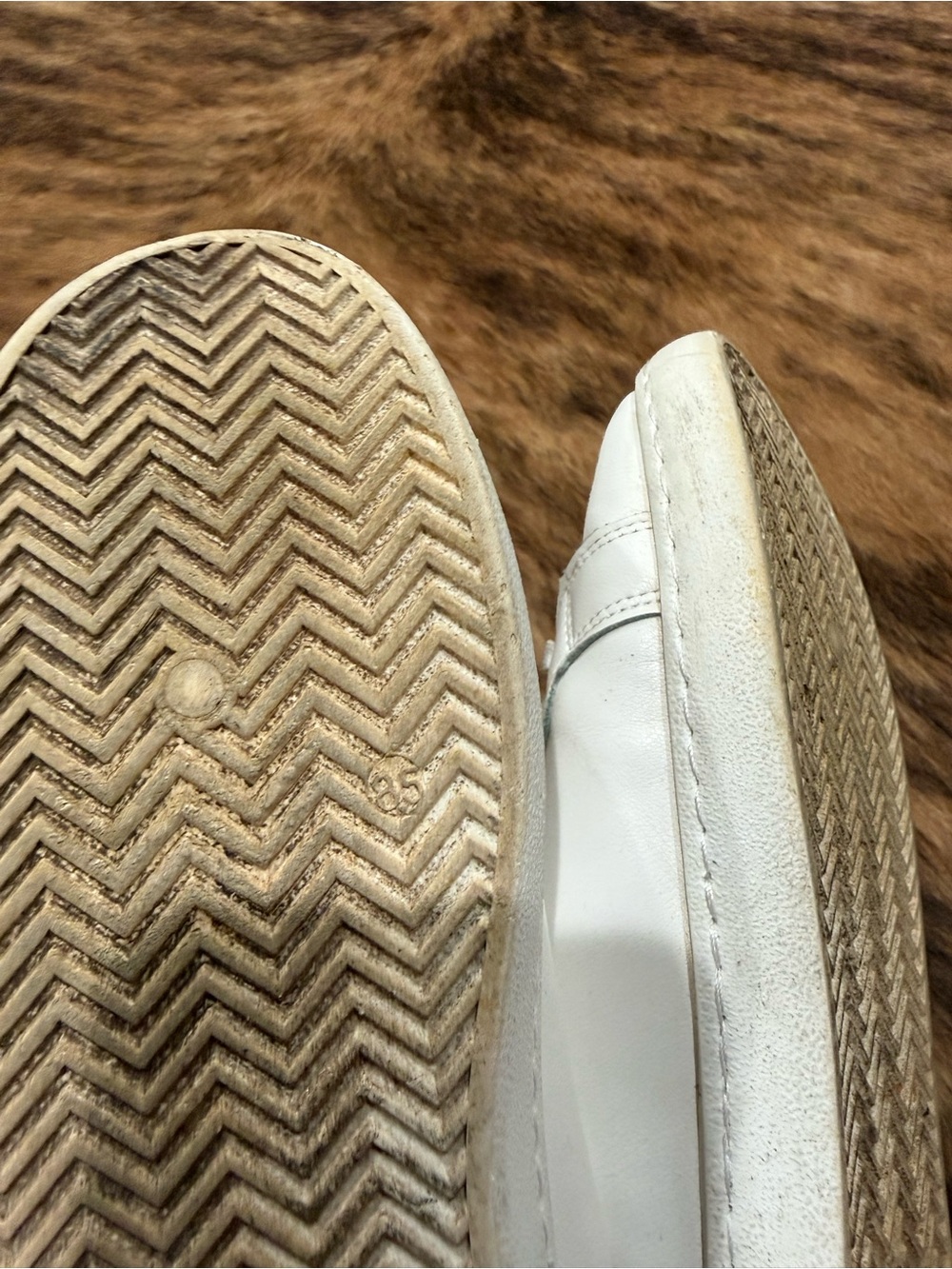 Vintage Havana White Leather Sneakers with Black Star - Picture 8 of 8